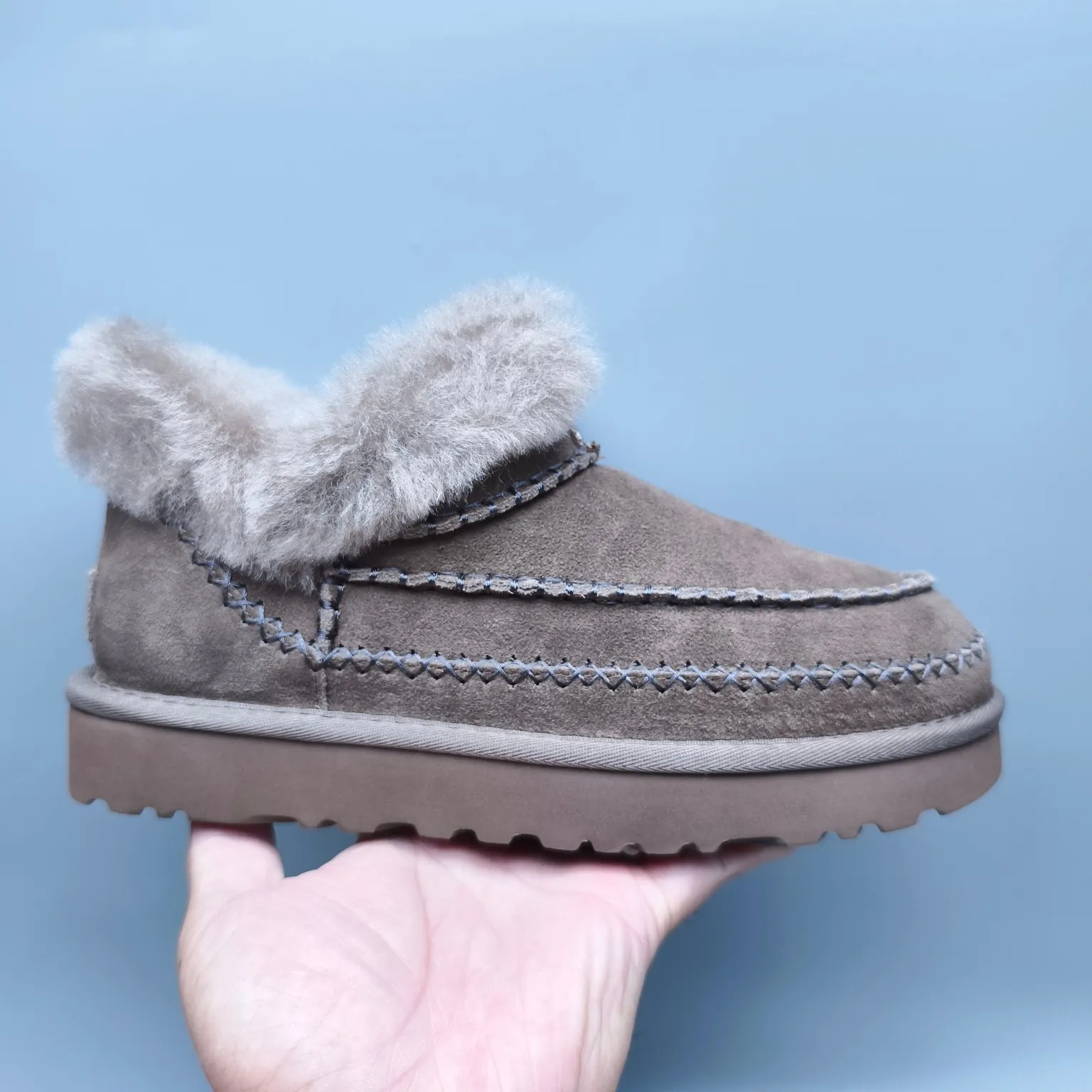 💰480 Sheepskin all-in-one snow boots for women 8224 suede trendy style Color: Maroon Antelope Brown Size: 35-40